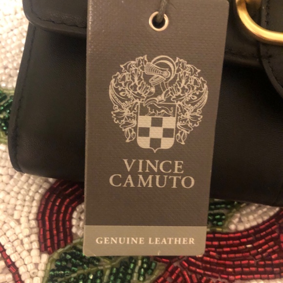 Holiday price drop tag Vince Camuto Fenel leather black and gold crossbody bag - Picture 4 of 8